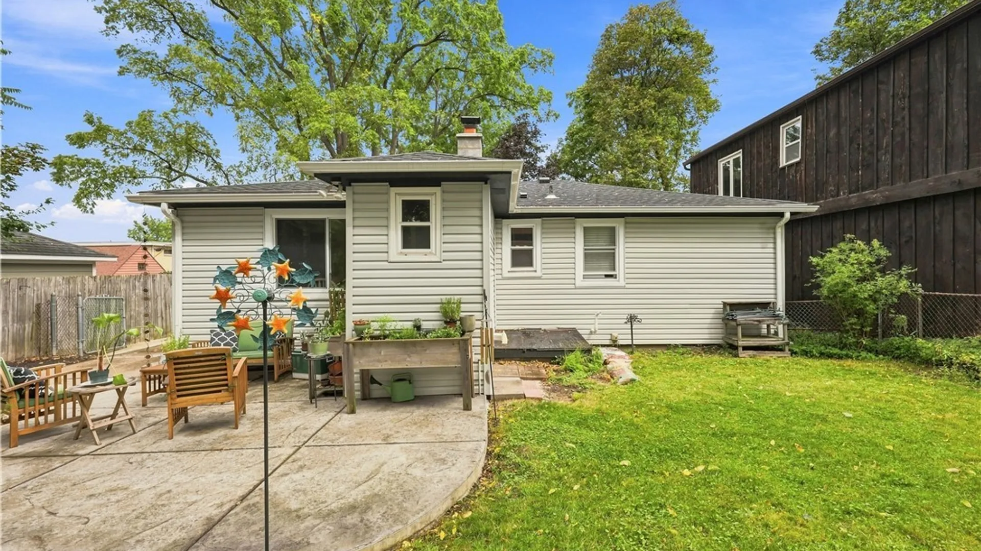 Property at 34 Plymouth Place, Amherst, NY 14221 22