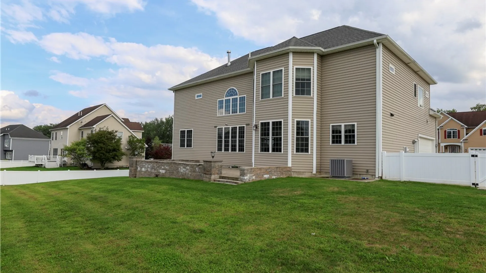 Property at 320 Wexford Lane, Horseheads, NY 14845 47