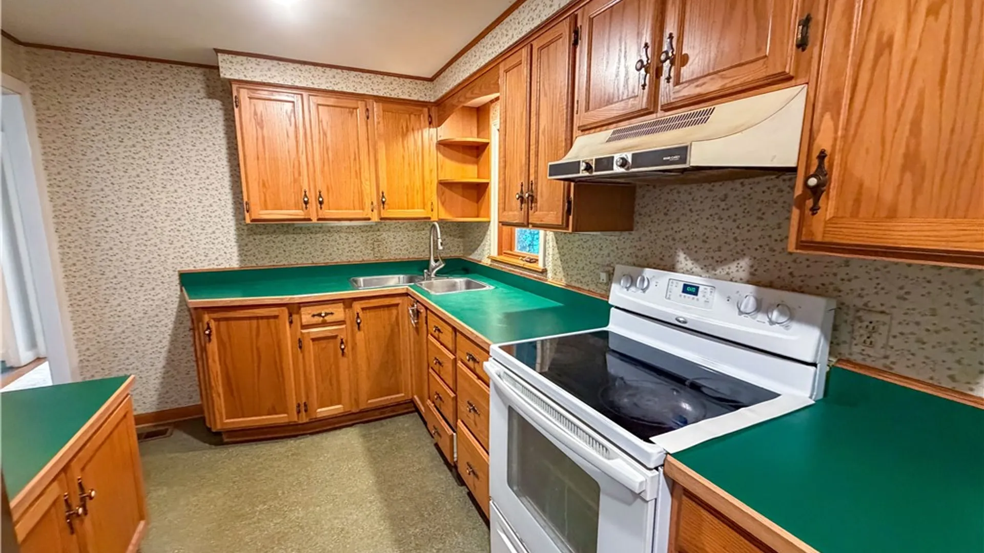 Property at 63 S Morrell Avenue, Geneva City, NY 14456 15