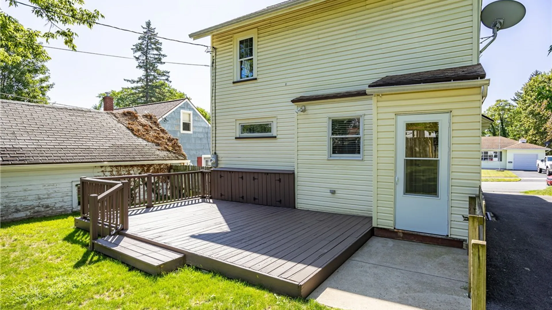 Property at 330 Westchester Avenue, Irondequoit, NY 14609 29