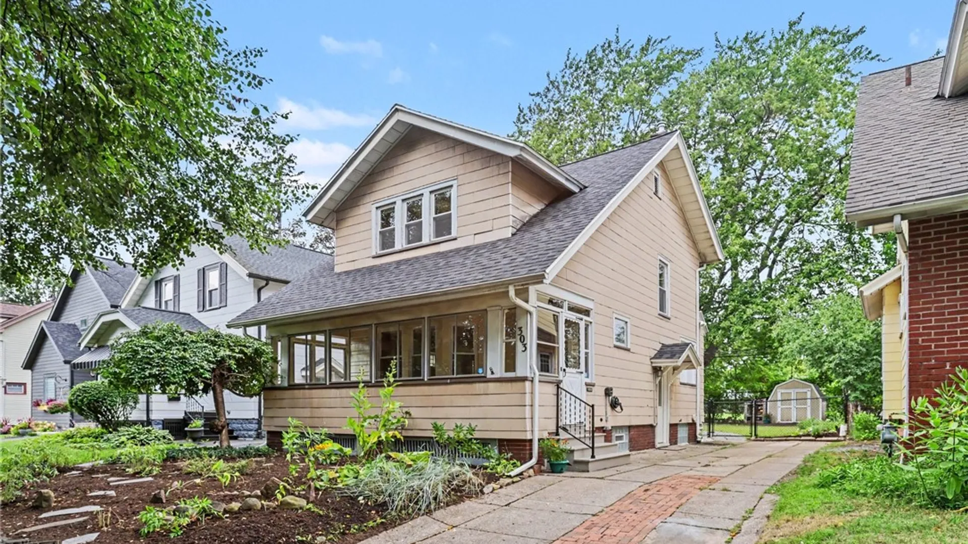 Property at 303 Marion Street, Rochester, NY 14610 3