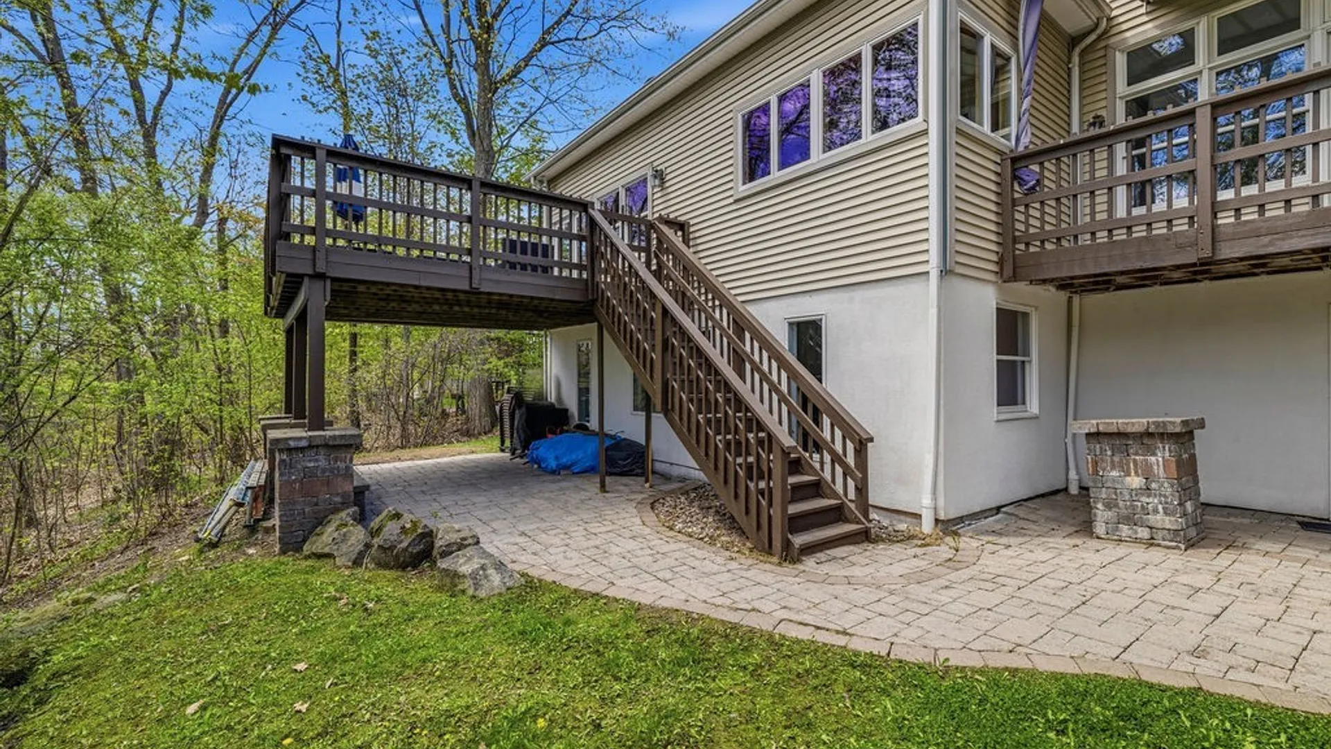 Property at 207 Forest Creek Lane, Grand Island, NY 14072 42