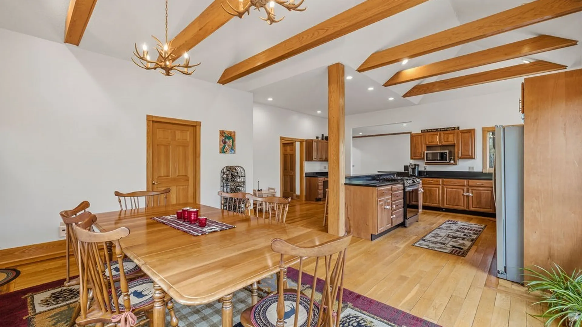Property at 207 Forest Creek Lane, Grand Island, NY 14072 16