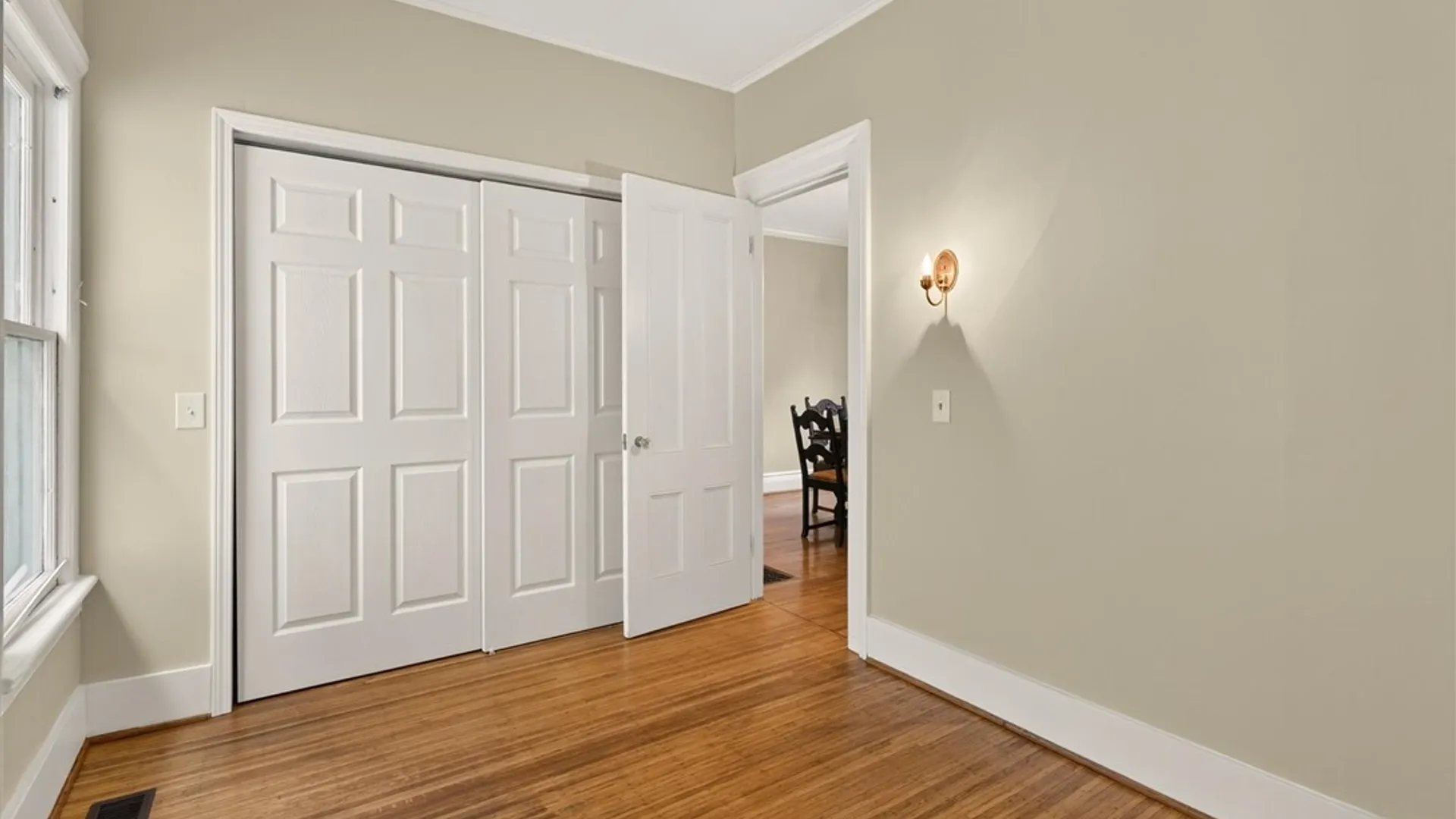 Property at 123 Oakland Street, Rochester, NY 14620 12