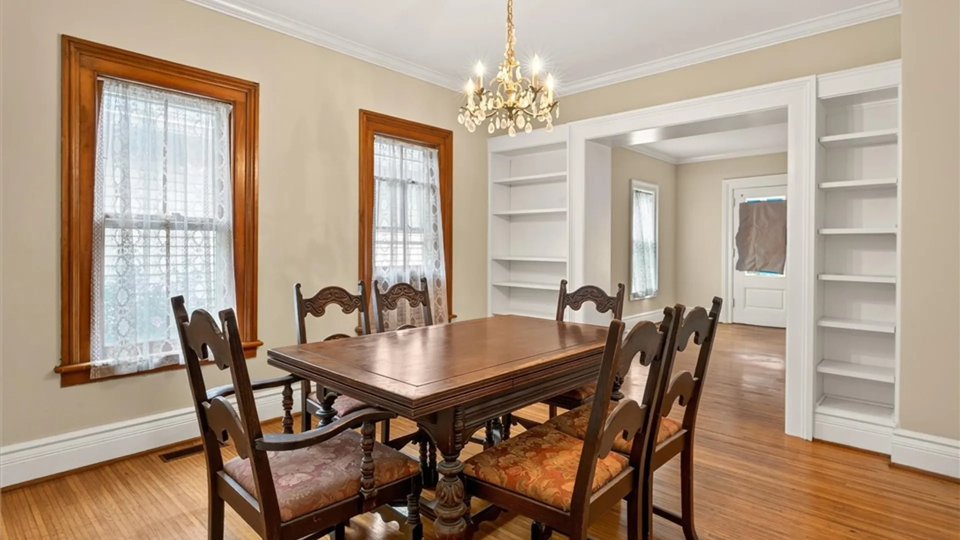 Property at 123 Oakland Street, Rochester, NY 14620 16