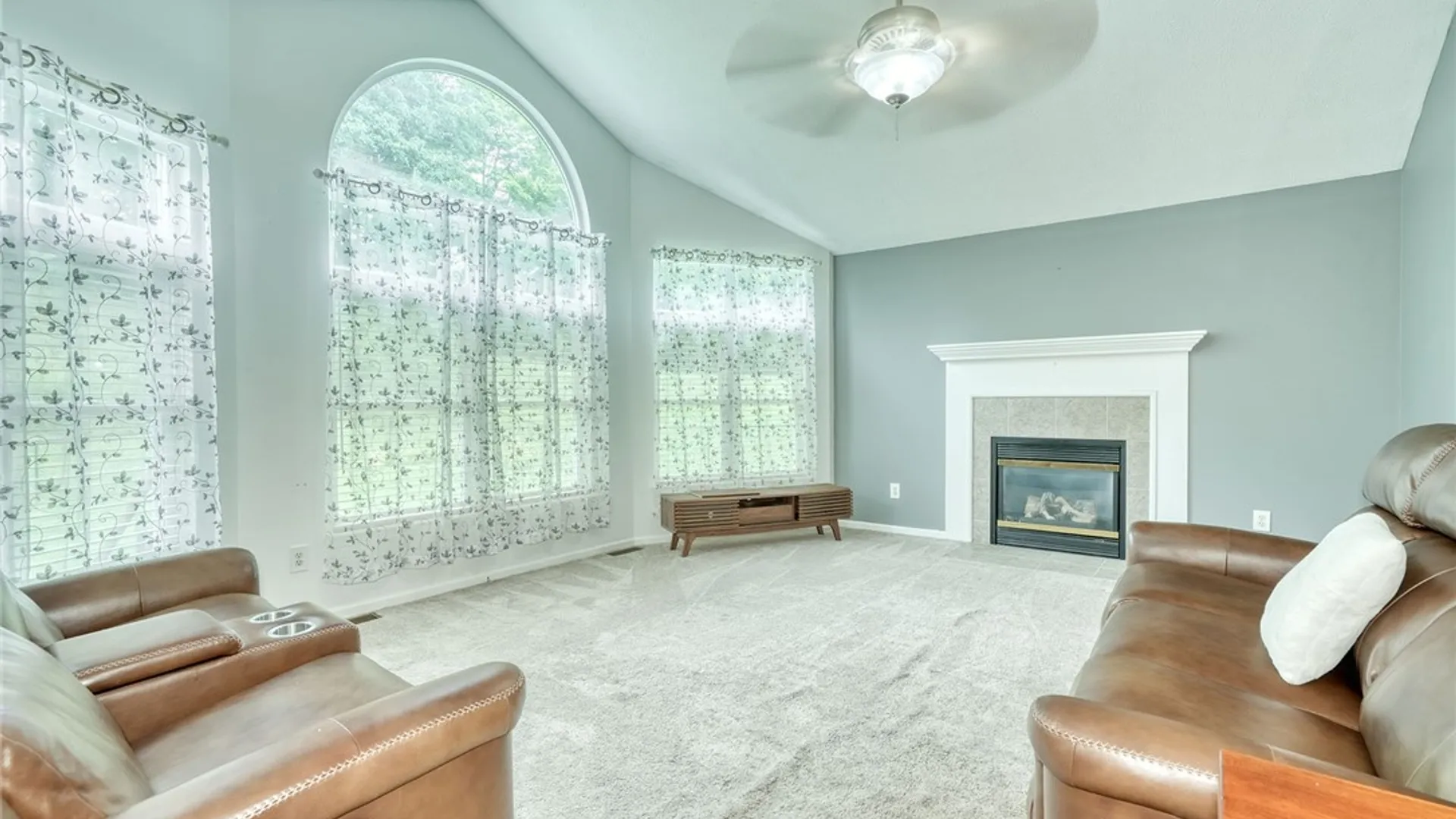 Property at 56 Ayrshire Lane, Henrietta, NY 14467 12