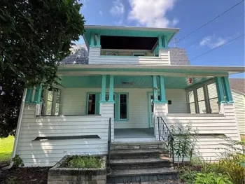Property at 129 Oakwood Avenue, Elmira, NY 14903