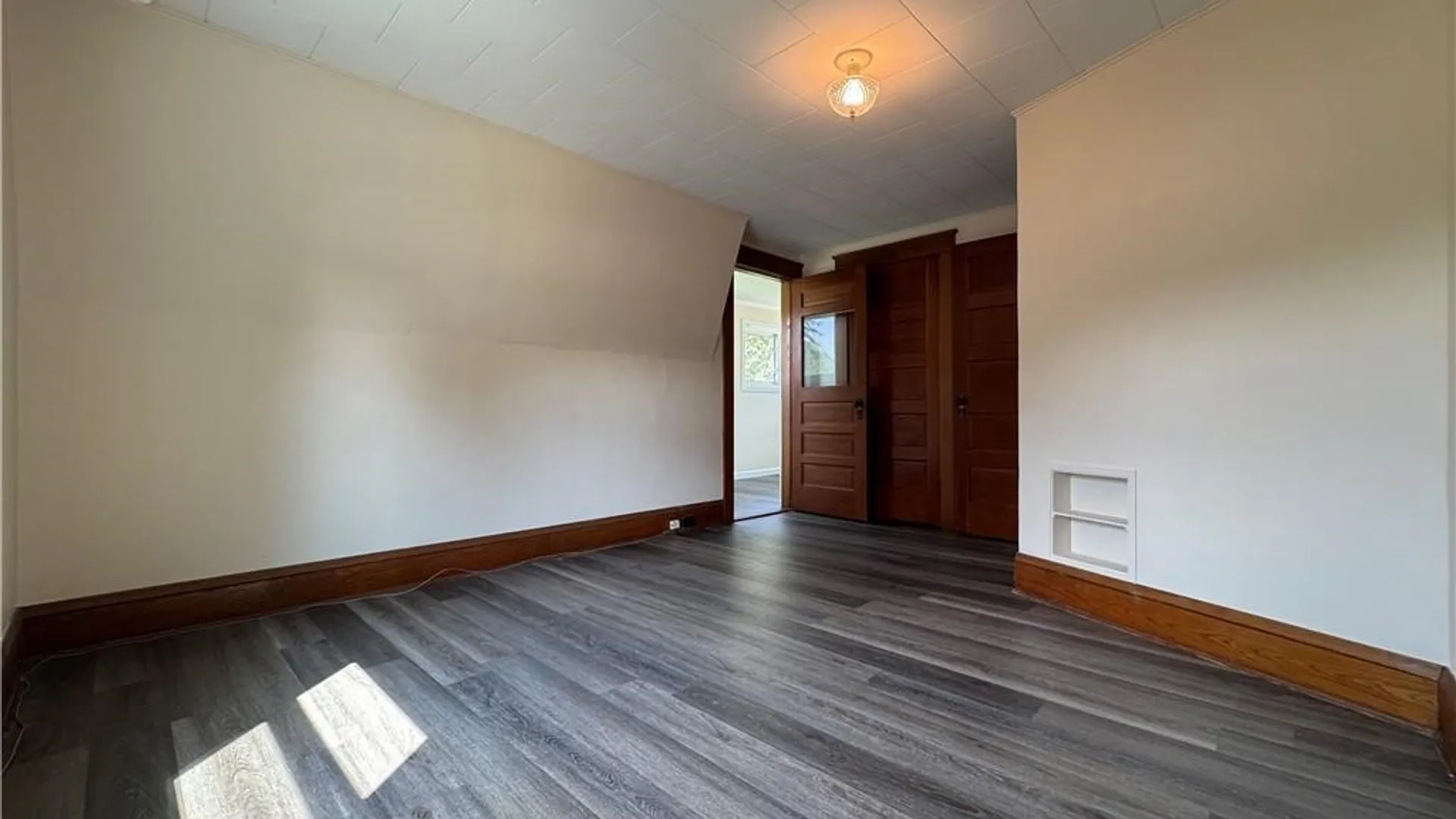 Property at 129 Oakwood Avenue, Elmira, NY 14903 29