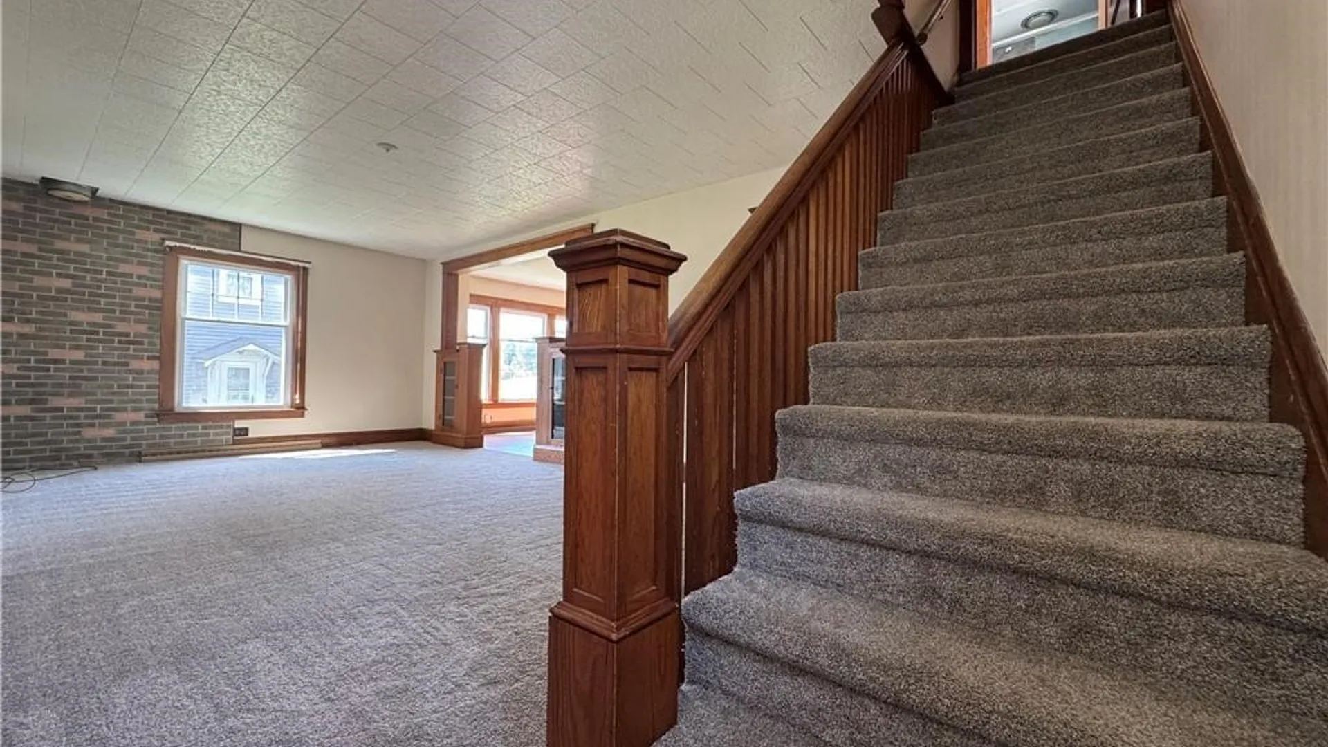 Property at 129 Oakwood Avenue, Elmira, NY 14903 20
