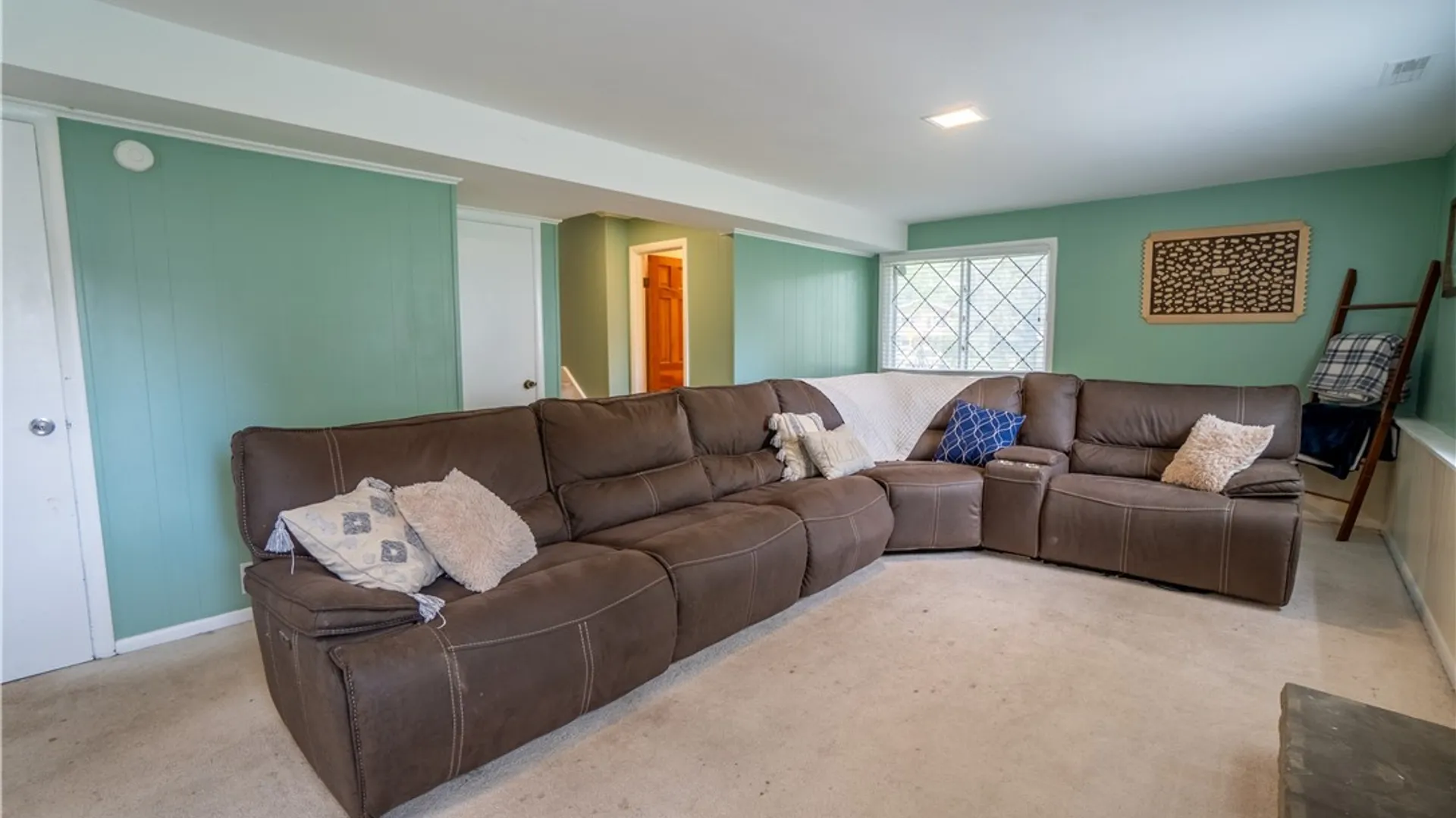 Property at 49 Gateway Road, Chili, NY 14624 25