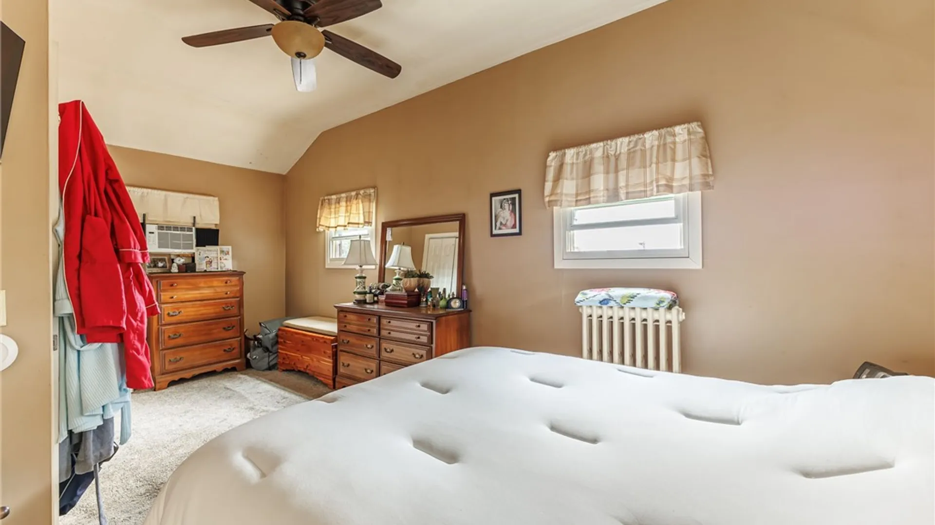Property at 11 Woodneath Crescent, East Rochester, NY 14445 20