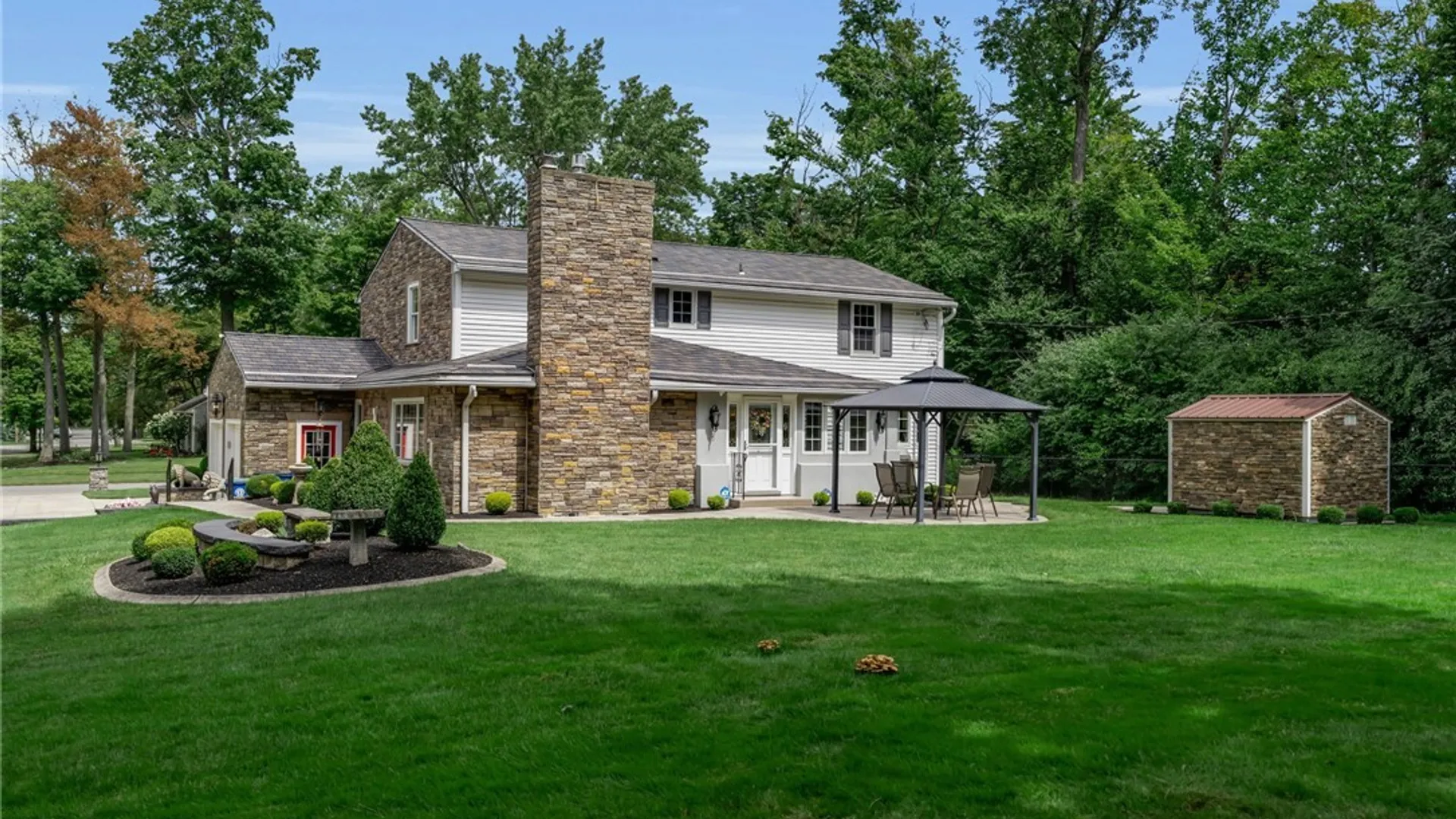 Property at 1 Dan Troy Drive, Amherst, NY 14221 46