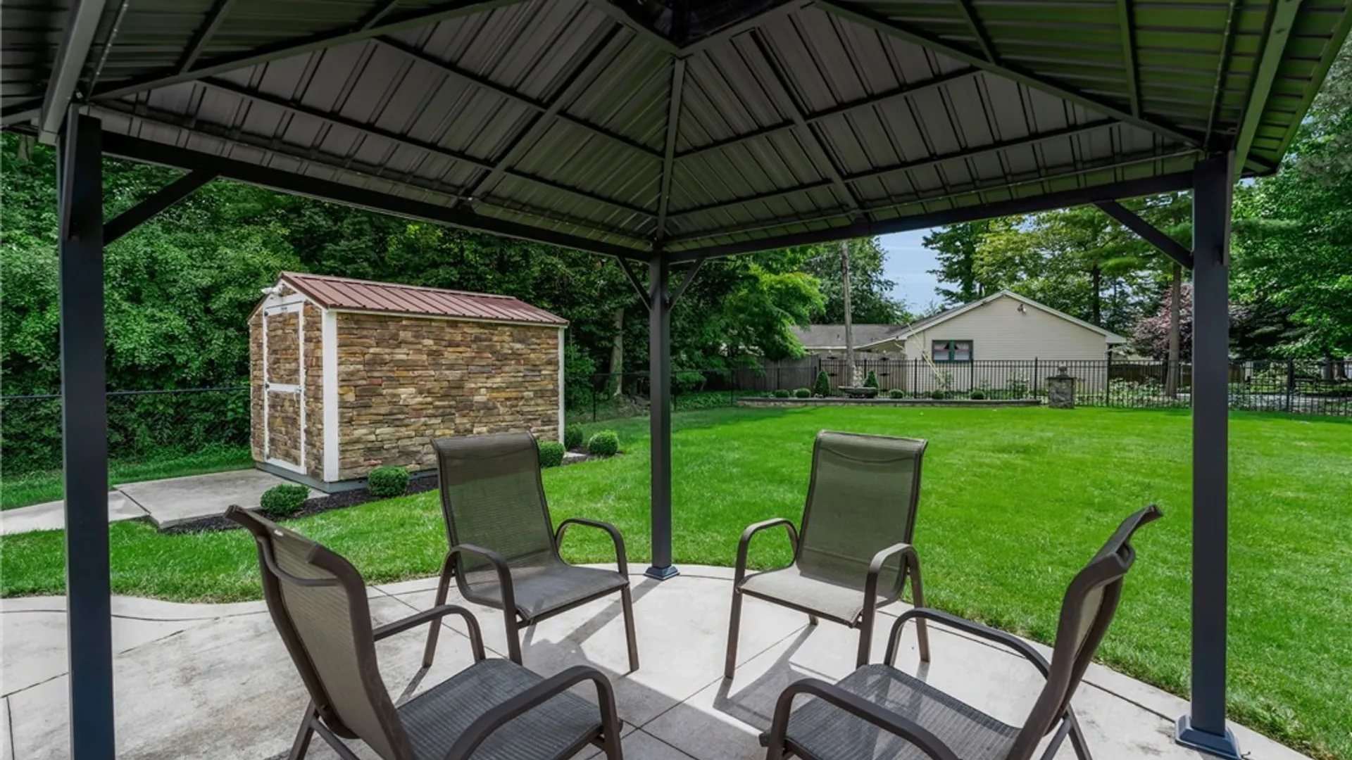 Property at 1 Dan Troy Drive, Amherst, NY 14221 47