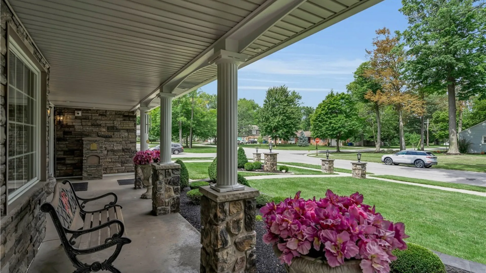 Property at 1 Dan Troy Drive, Amherst, NY 14221 3