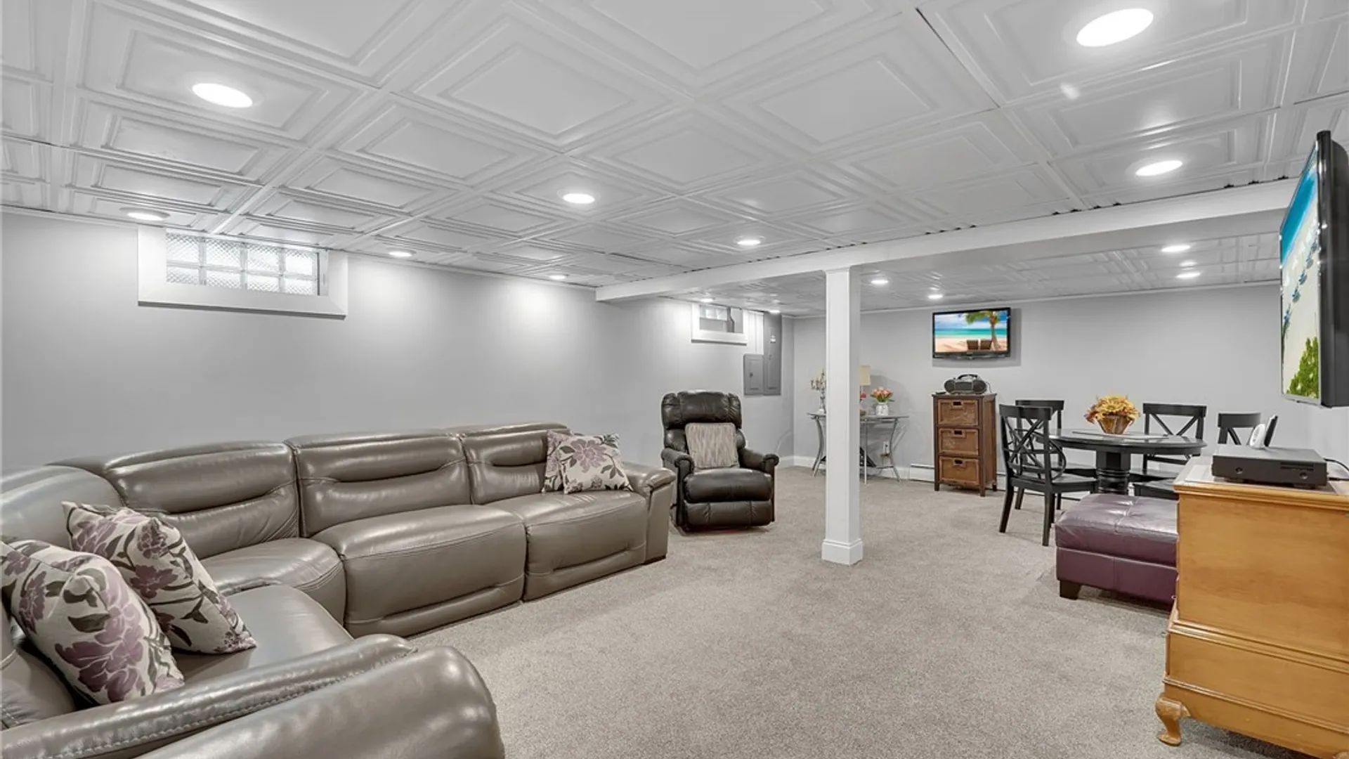 Property at 1 Dan Troy Drive, Amherst, NY 14221 42