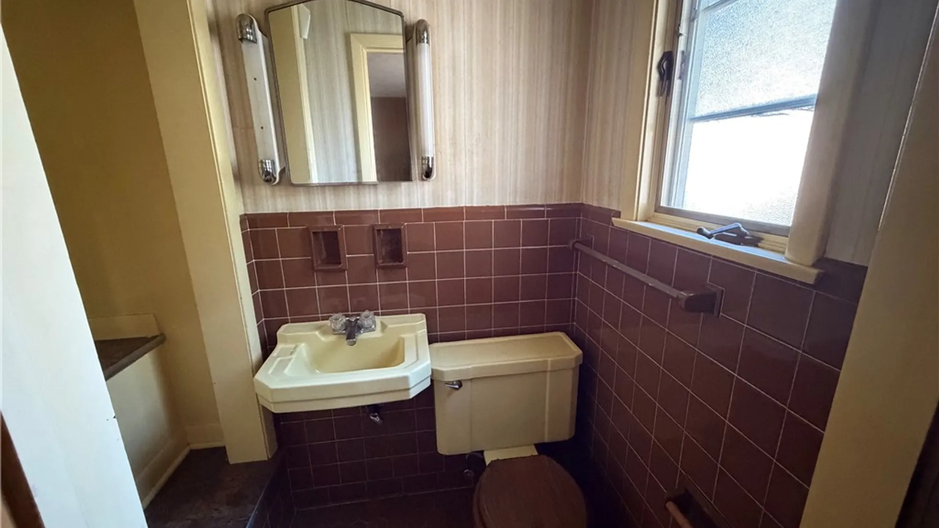 Property at 1127 N Goodman Street, Rochester, NY 14609 17
