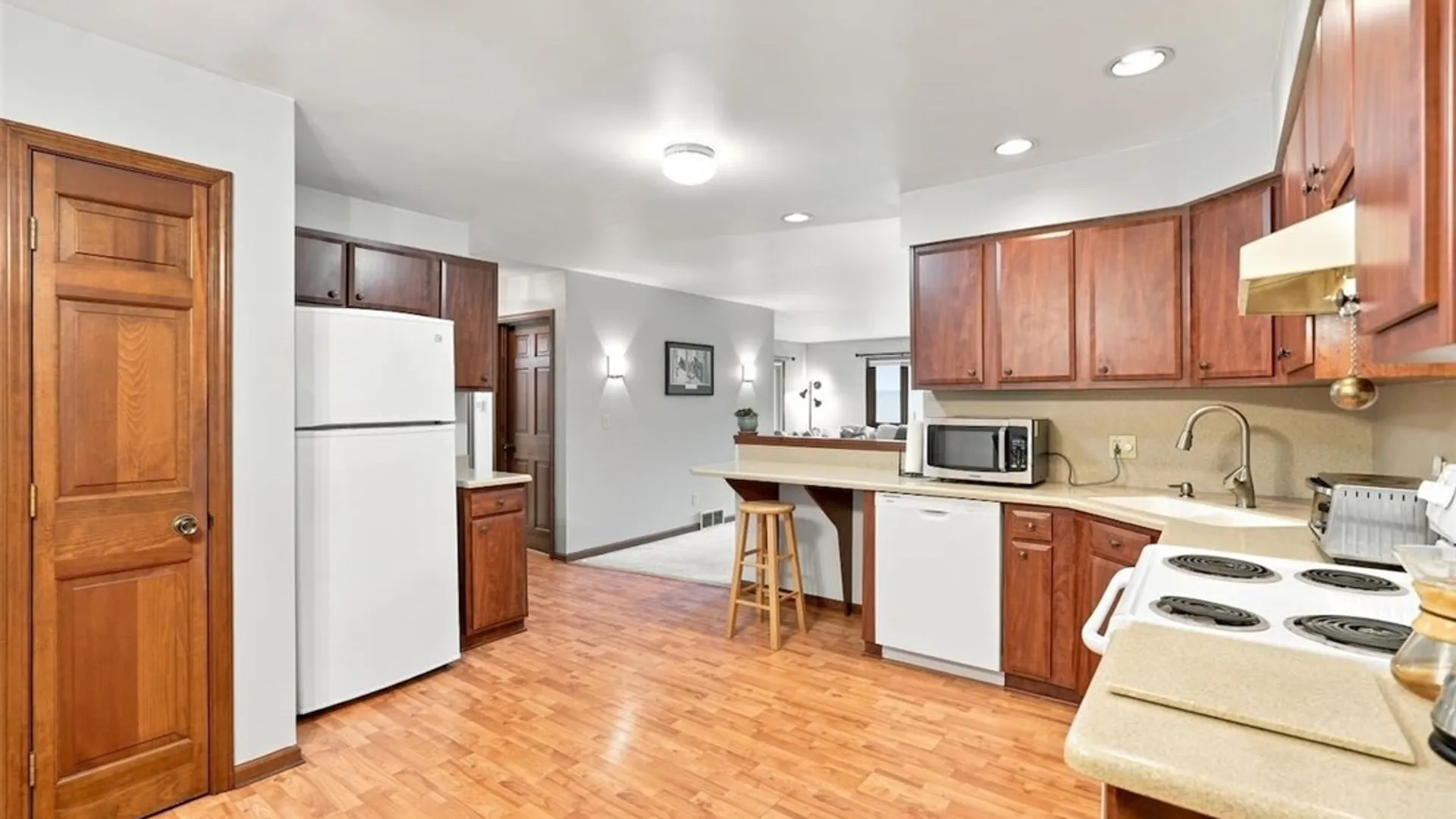 Property at 5861 Goodrich Road, Clarence, NY 14032 13