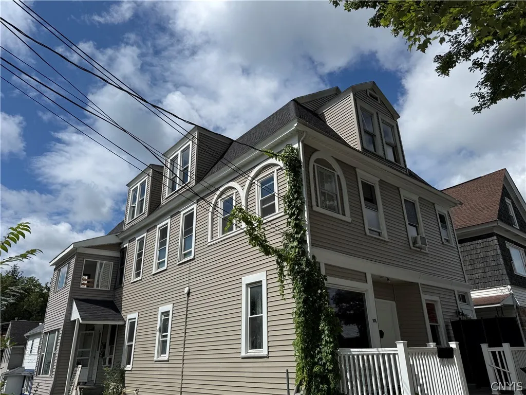 Property at 109 Cleveland Street, Syracuse, NY 13208