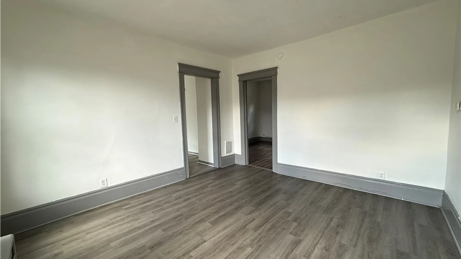Property at 109 Cleveland Street, Syracuse, NY 13208 5