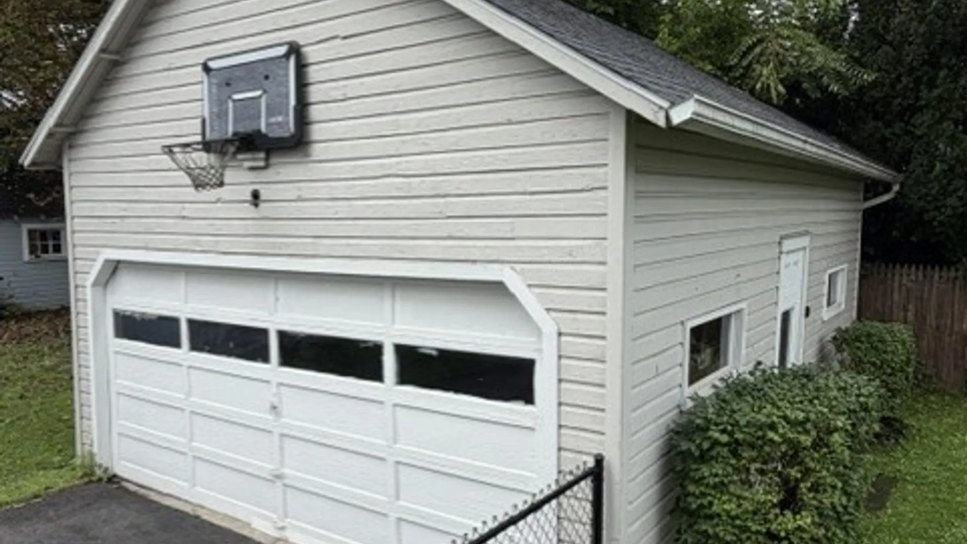 Property at 33 Dellinger Avenue, Batavia City, NY 14020 48