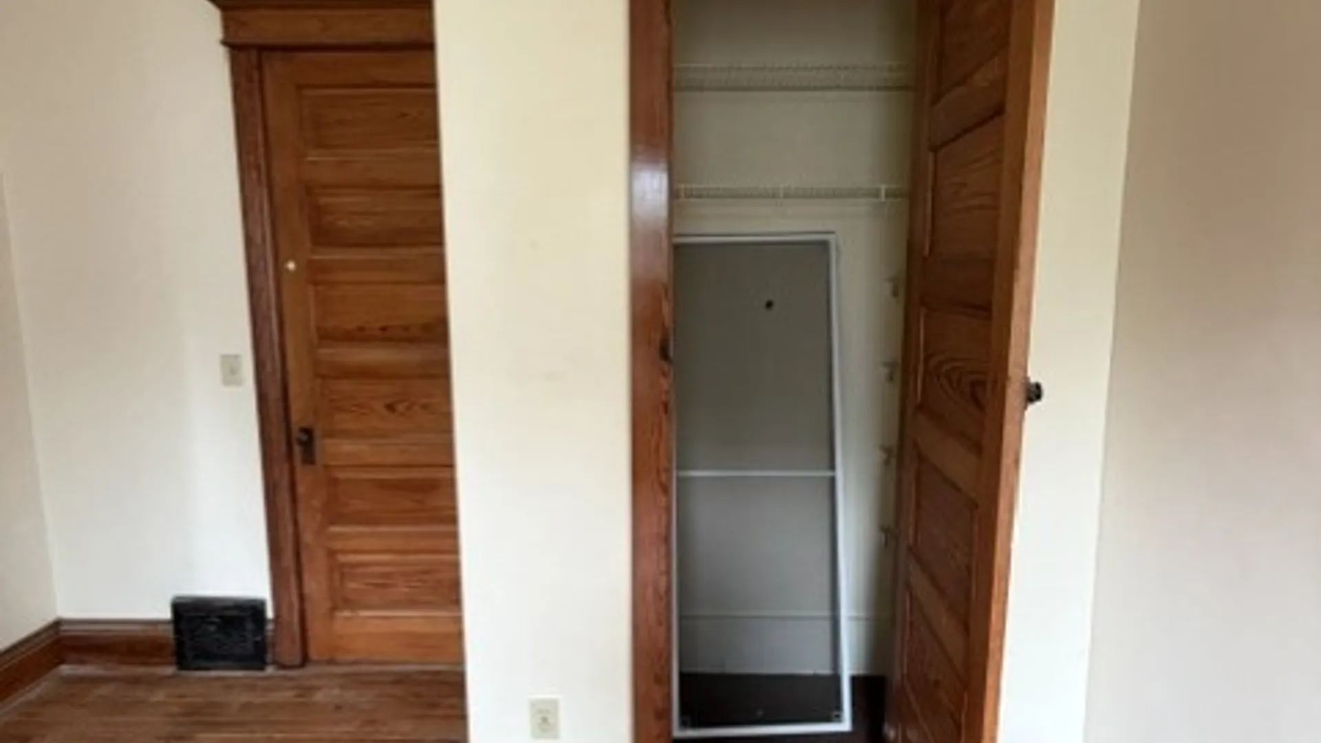 Property at 33 Dellinger Avenue, Batavia City, NY 14020 13