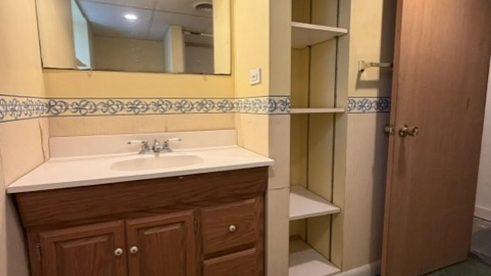 Property at 33 Dellinger Avenue, Batavia City, NY 14020 31