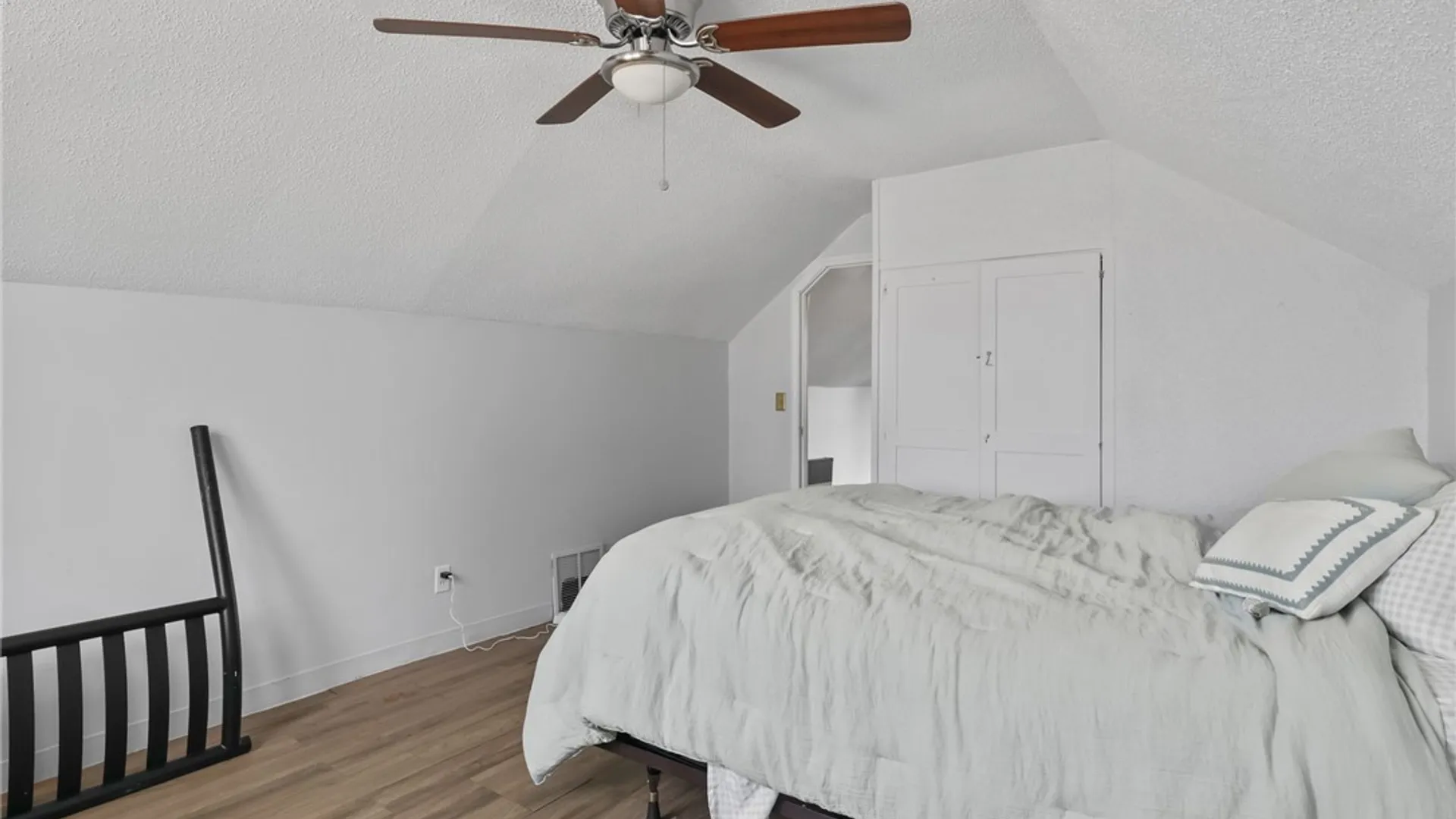 Property at 1689 Kensington Avenue, Cheektowaga, NY 14215 25