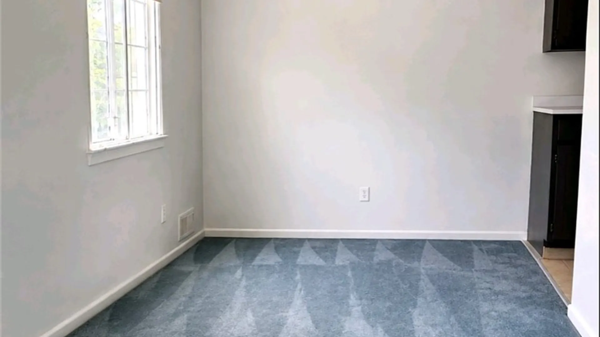 Property at 24 Colonial Parkway, Pittsford, NY 14534 4