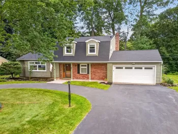 Property at 86 Sunset Trail, Perinton, NY 14450