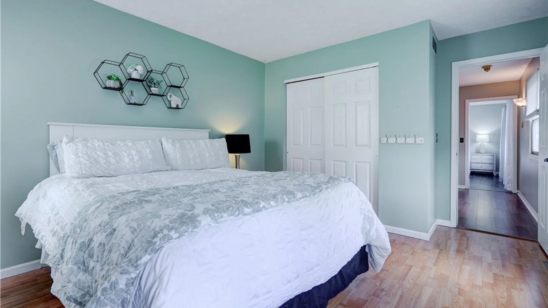 Property at 77 Wakecliffe Dr, Greece, NY 14616 31
