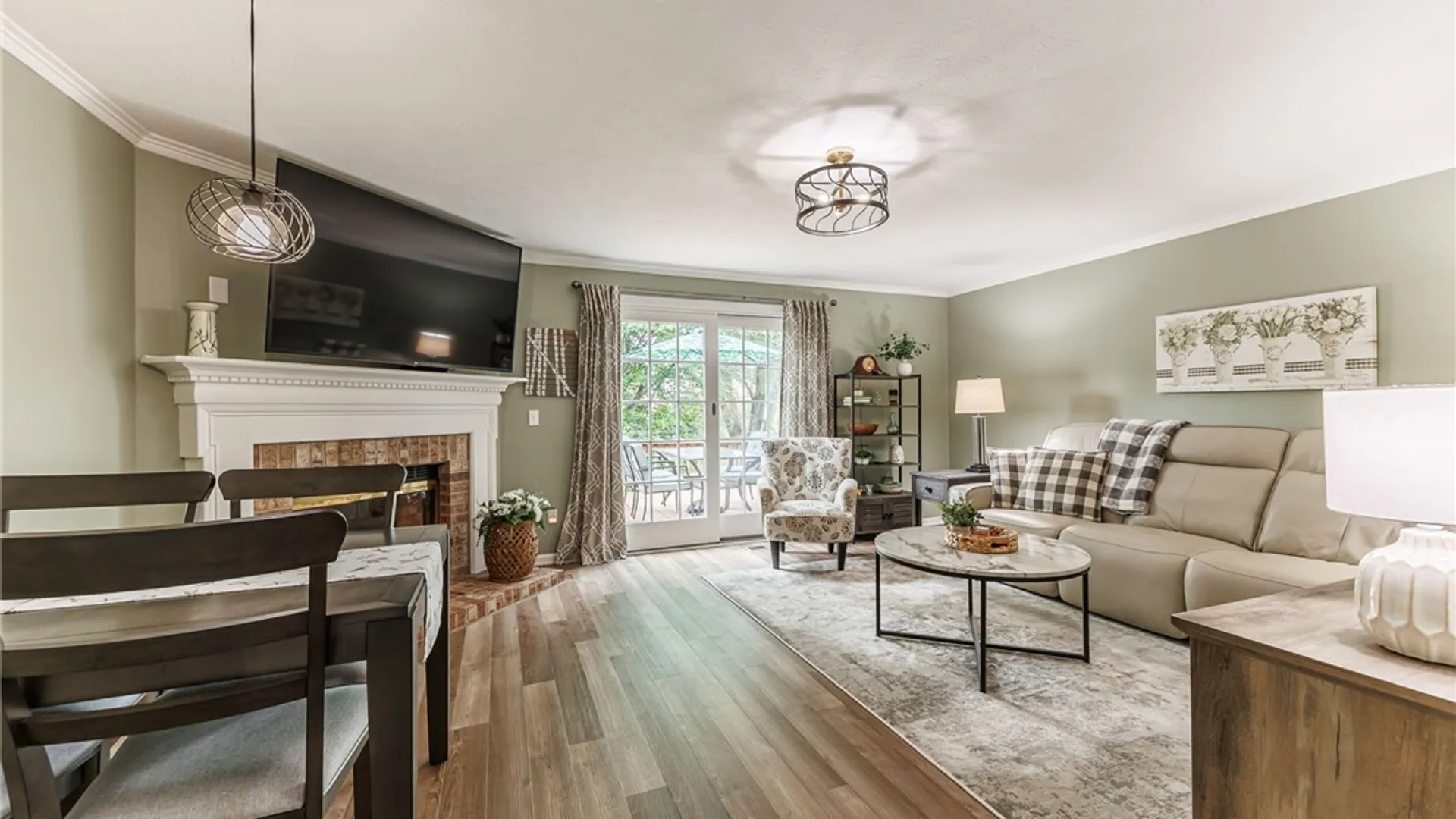 Property at 153 Courtshire Lane, Penfield, NY 14526 5