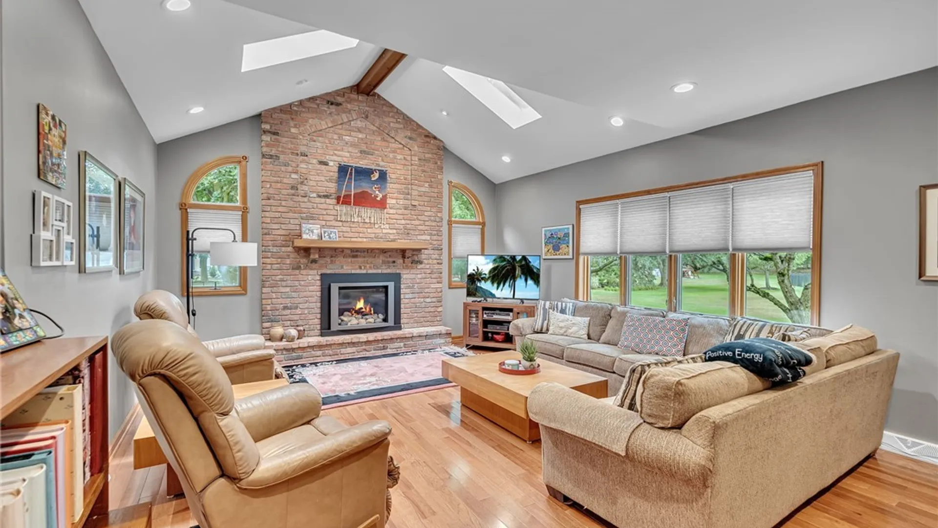 Property at 11 Homewood Court, Amherst, NY 14221 32