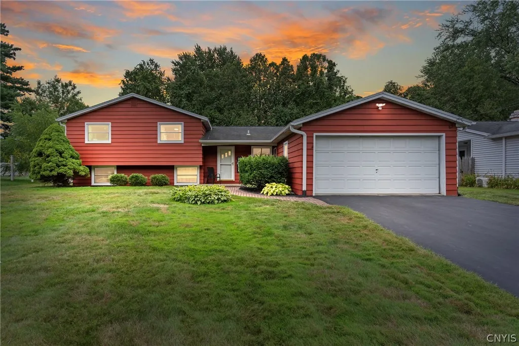 Property at 4128 Willowbrook Drive, Clay, NY 13090