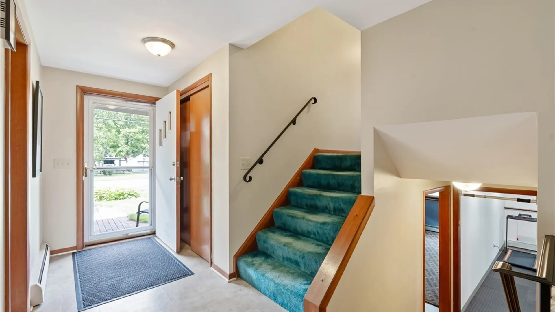 Property at 4128 Willowbrook Drive, Clay, NY 13090 4
