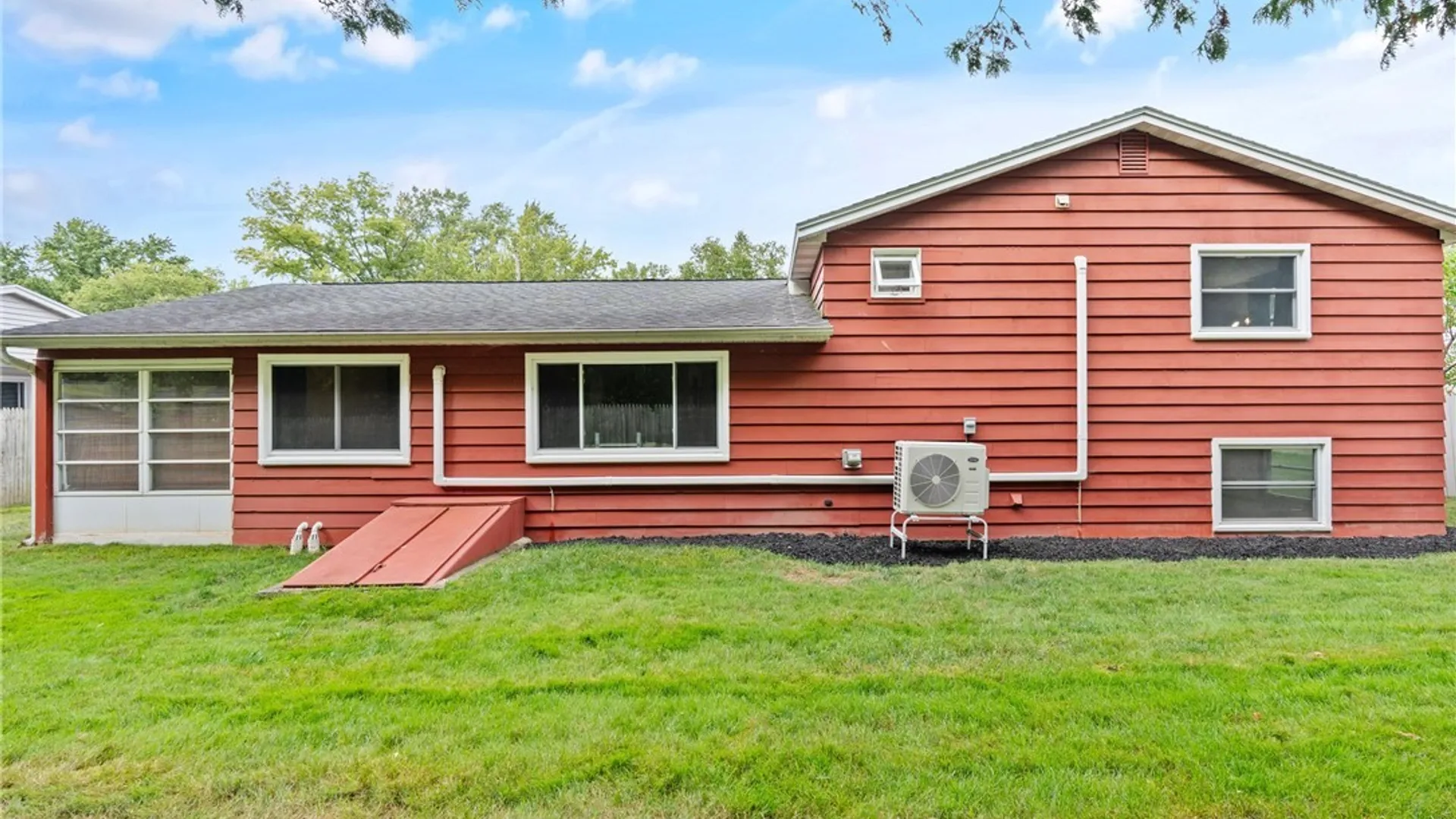 Property at 4128 Willowbrook Drive, Clay, NY 13090 34