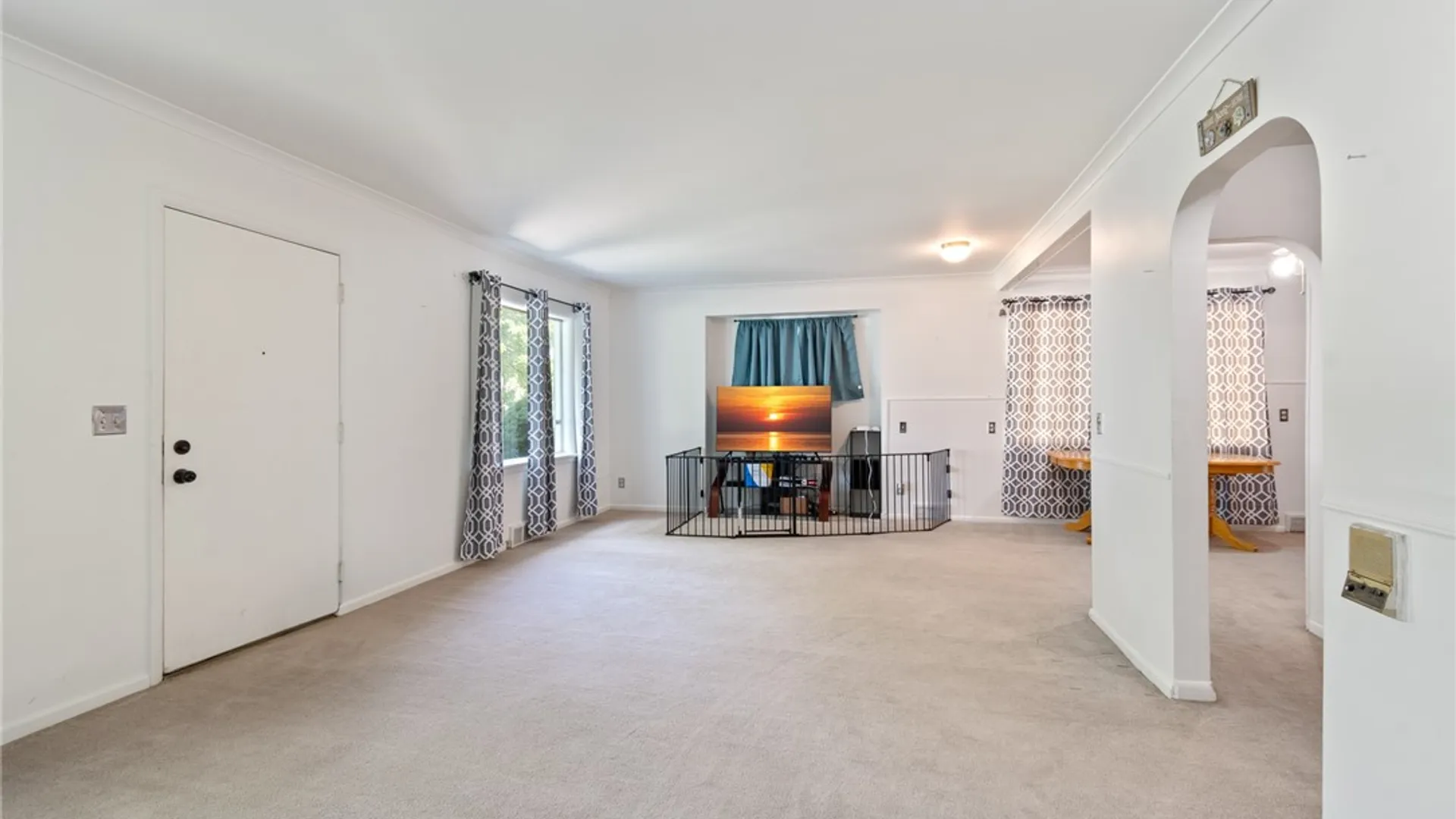 Property at 35 Banker Place, Rochester, NY 14616 5