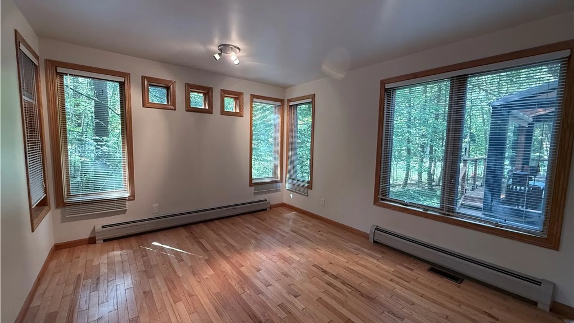 Property at 33 Woodstock Road, Concord, NY 14069 32