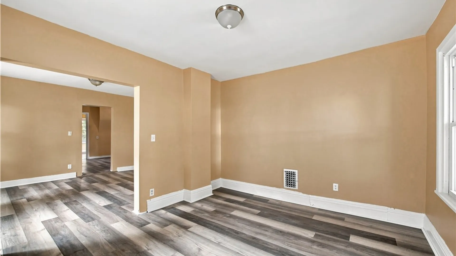 Property at 112 Pennsylvania Avenue, Rochester, NY 14609 3