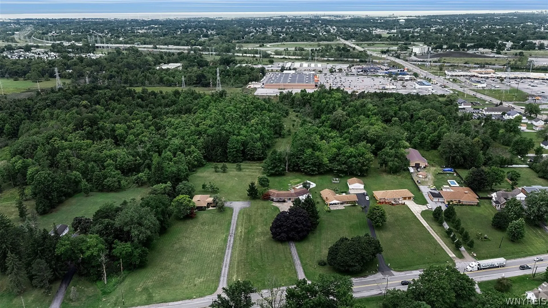 Property at 785 Orchard Park Road, West Seneca, NY 14224 44