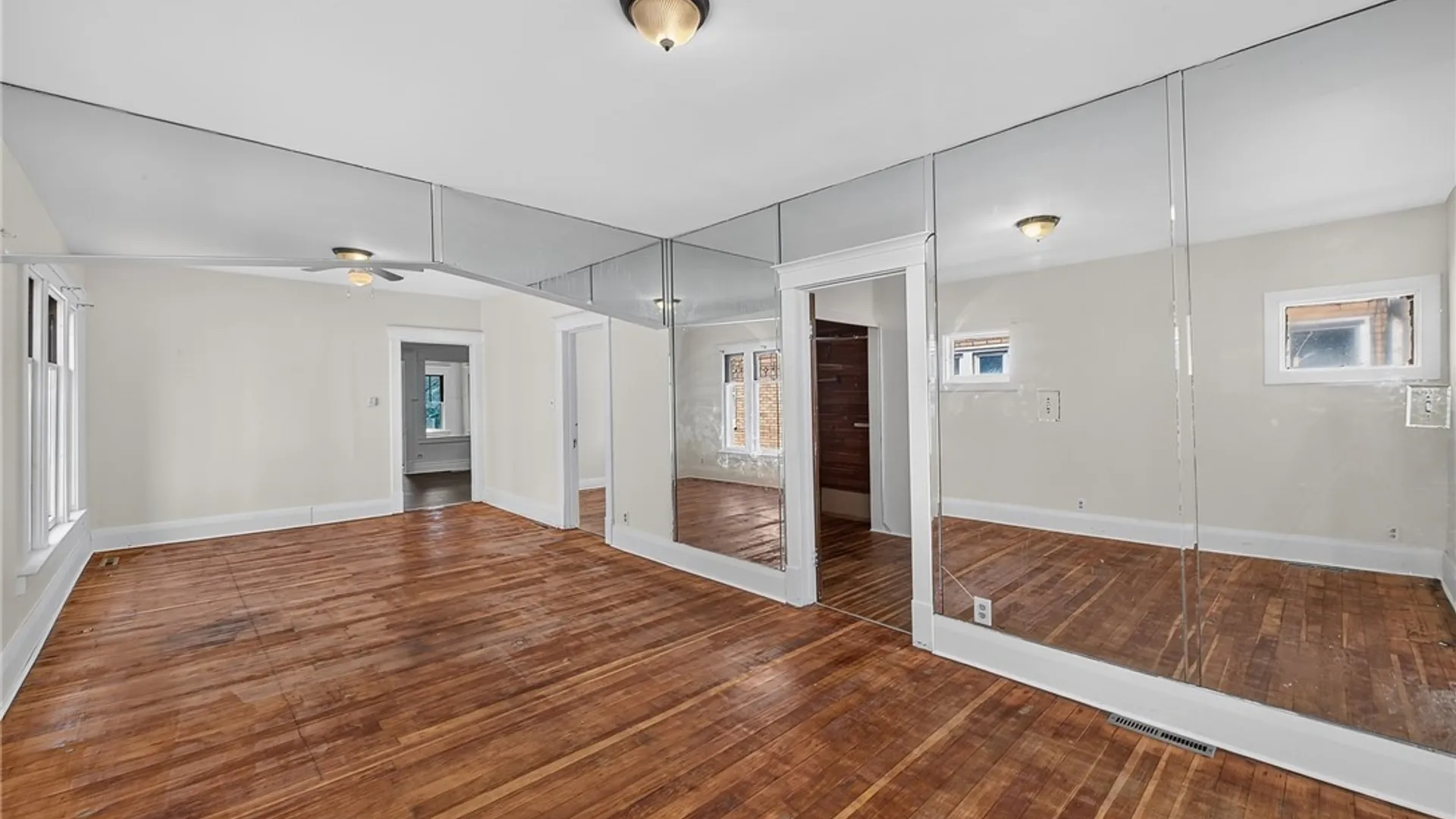 Property at 45 Millicent Avenue, Buffalo, NY 14215 17