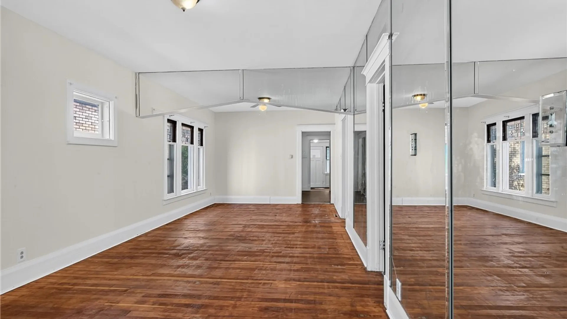 Property at 45 Millicent Avenue, Buffalo, NY 14215 18