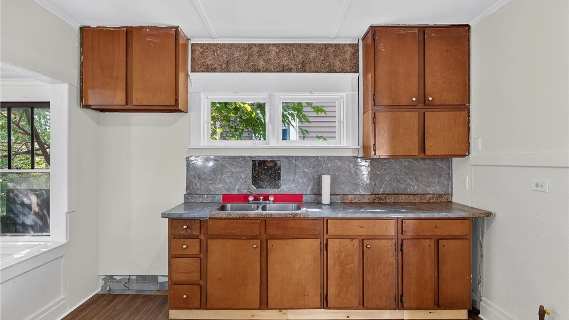 Property at 45 Millicent Avenue, Buffalo, NY 14215 25