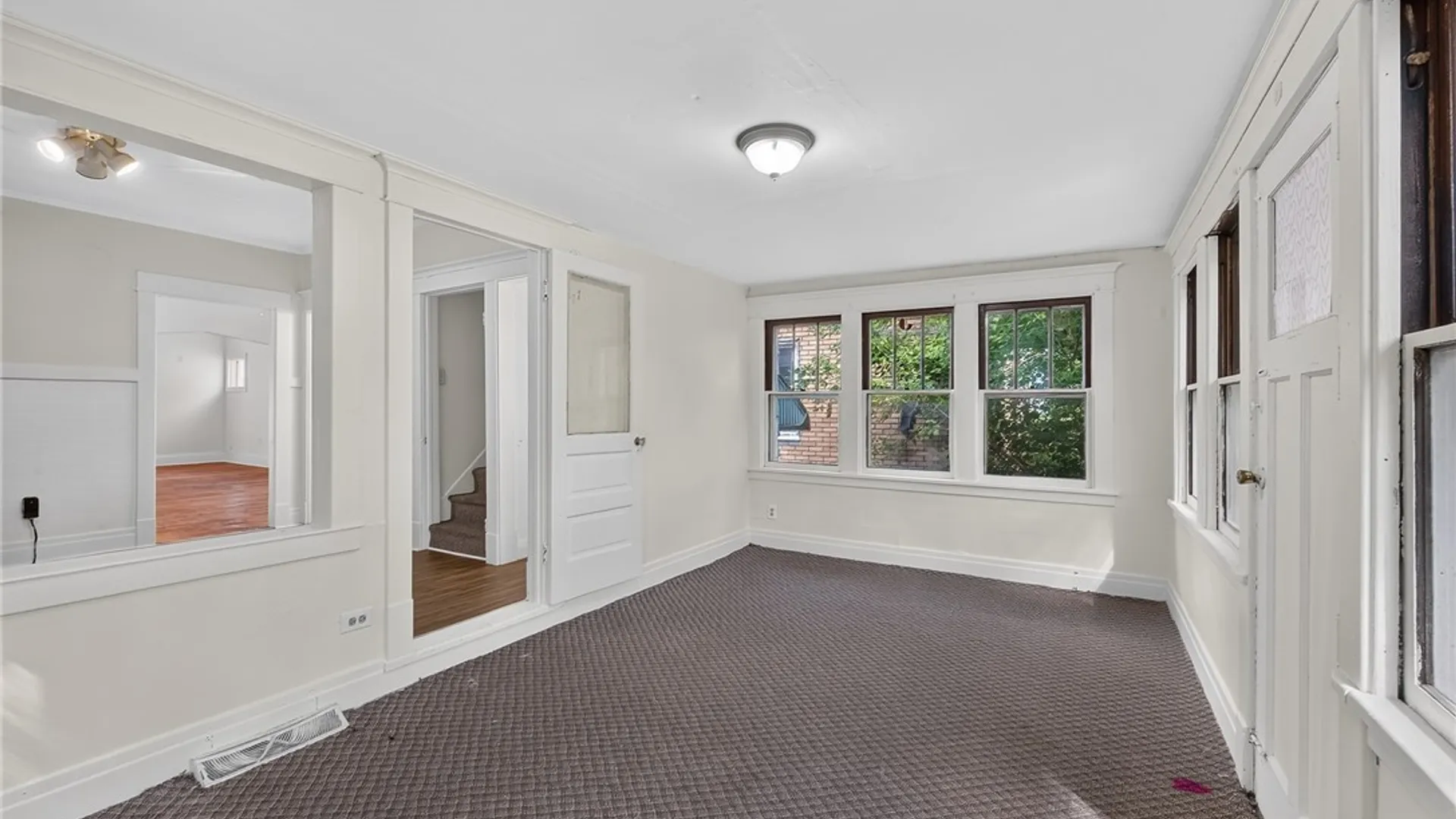 Property at 45 Millicent Avenue, Buffalo, NY 14215 28