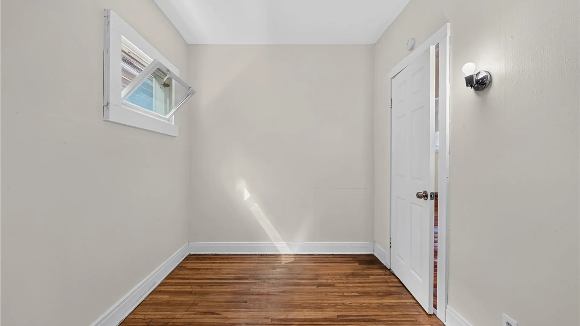 Property at 45 Millicent Avenue, Buffalo, NY 14215 34