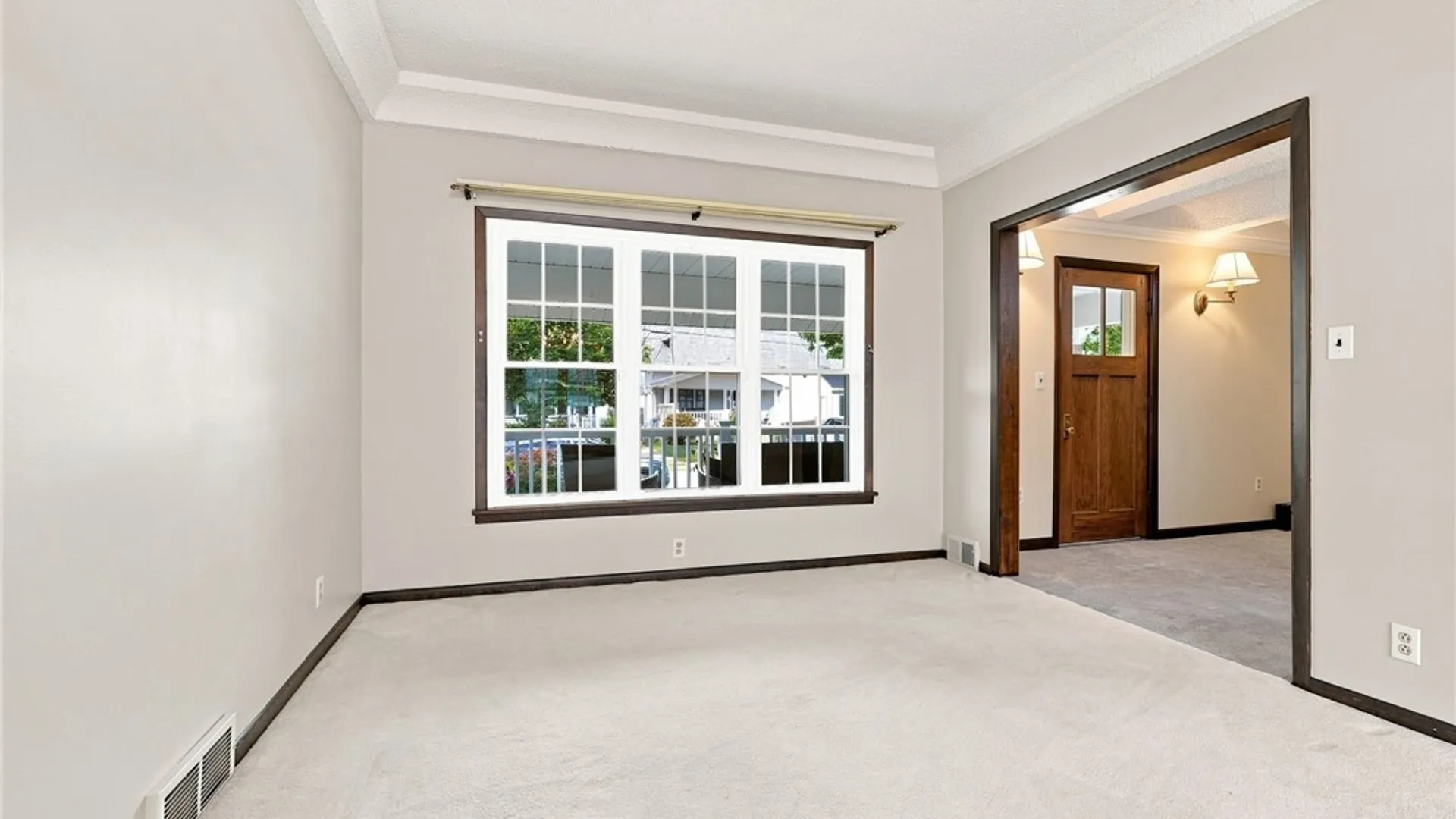 Property at 37 Strathmore Avenue, Buffalo, NY 14220 12