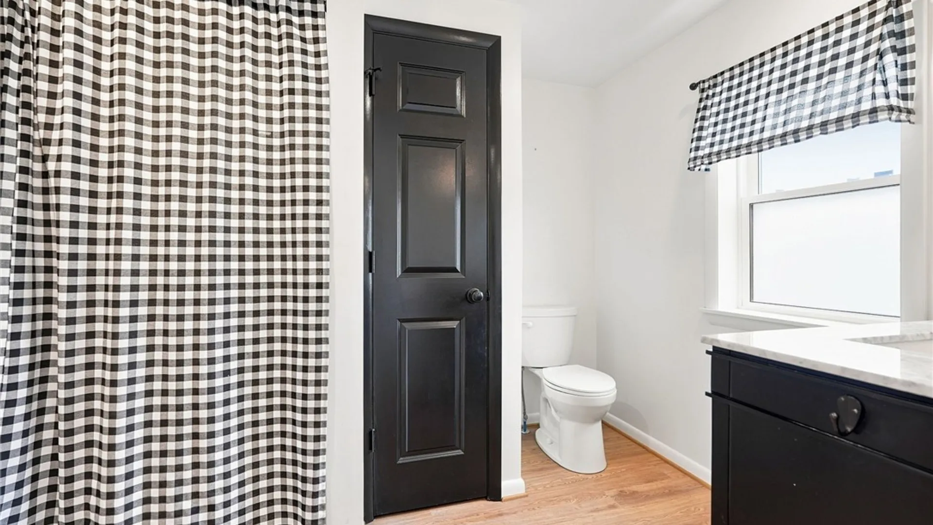 Property at 37 Strathmore Avenue, Buffalo, NY 14220 23