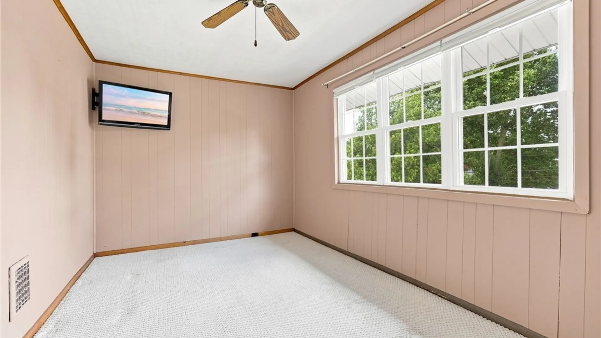 Property at 37 Strathmore Avenue, Buffalo, NY 14220 27