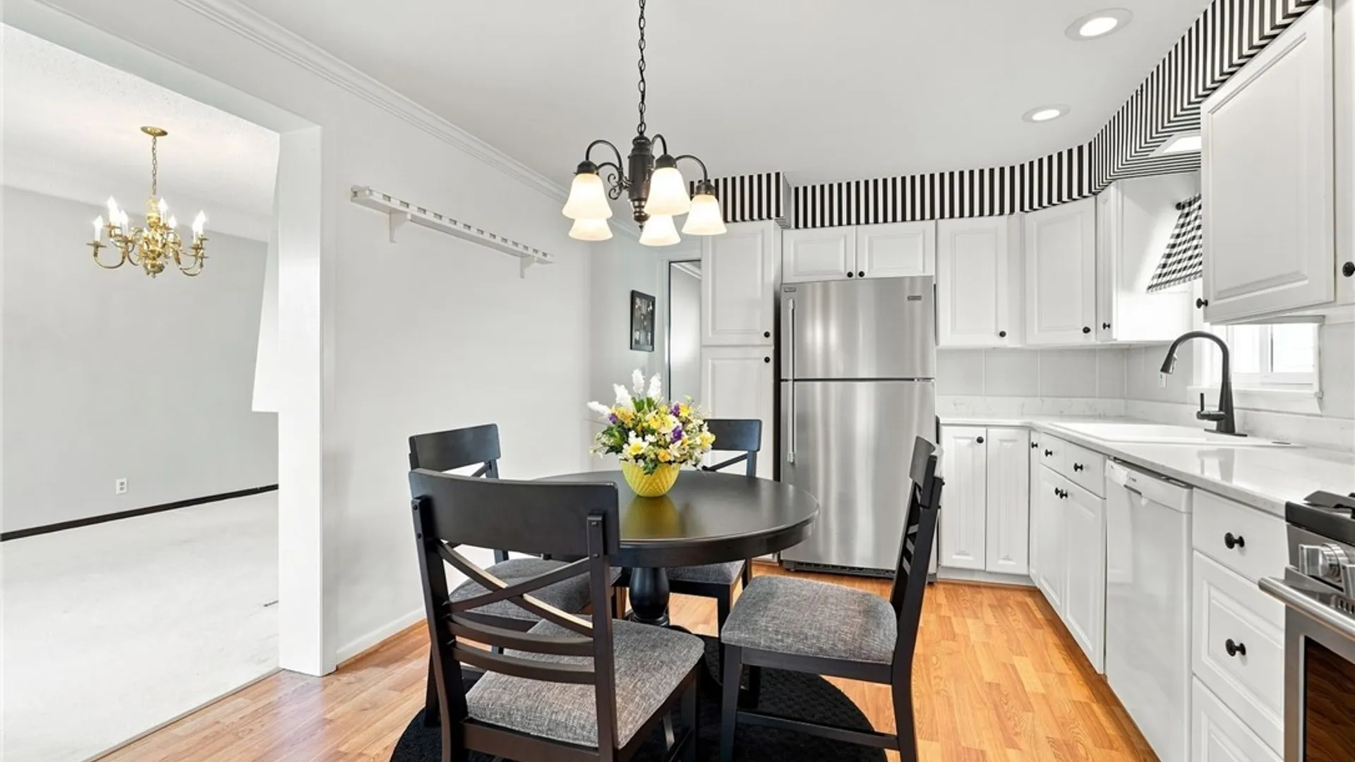 Property at 37 Strathmore Avenue, Buffalo, NY 14220 17