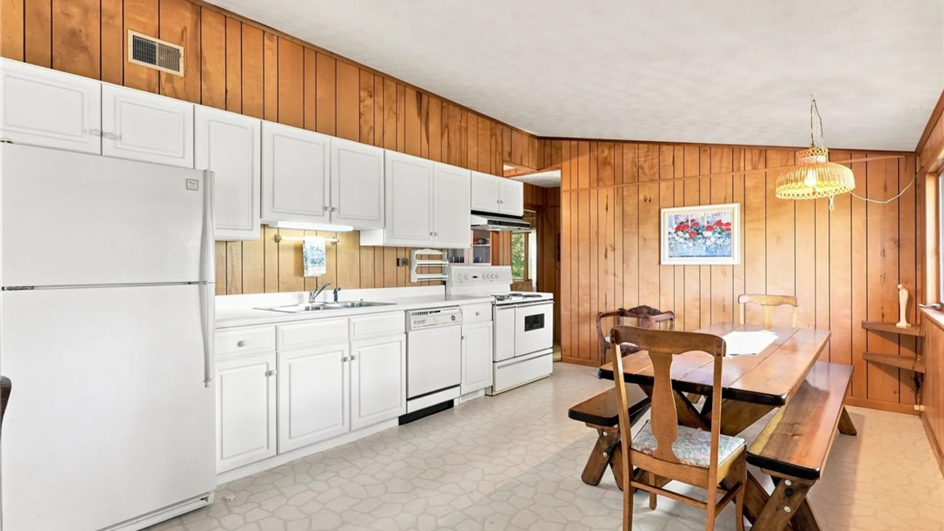 Property at 1037 S Lake Rd, Middlesex, NY 14507 24