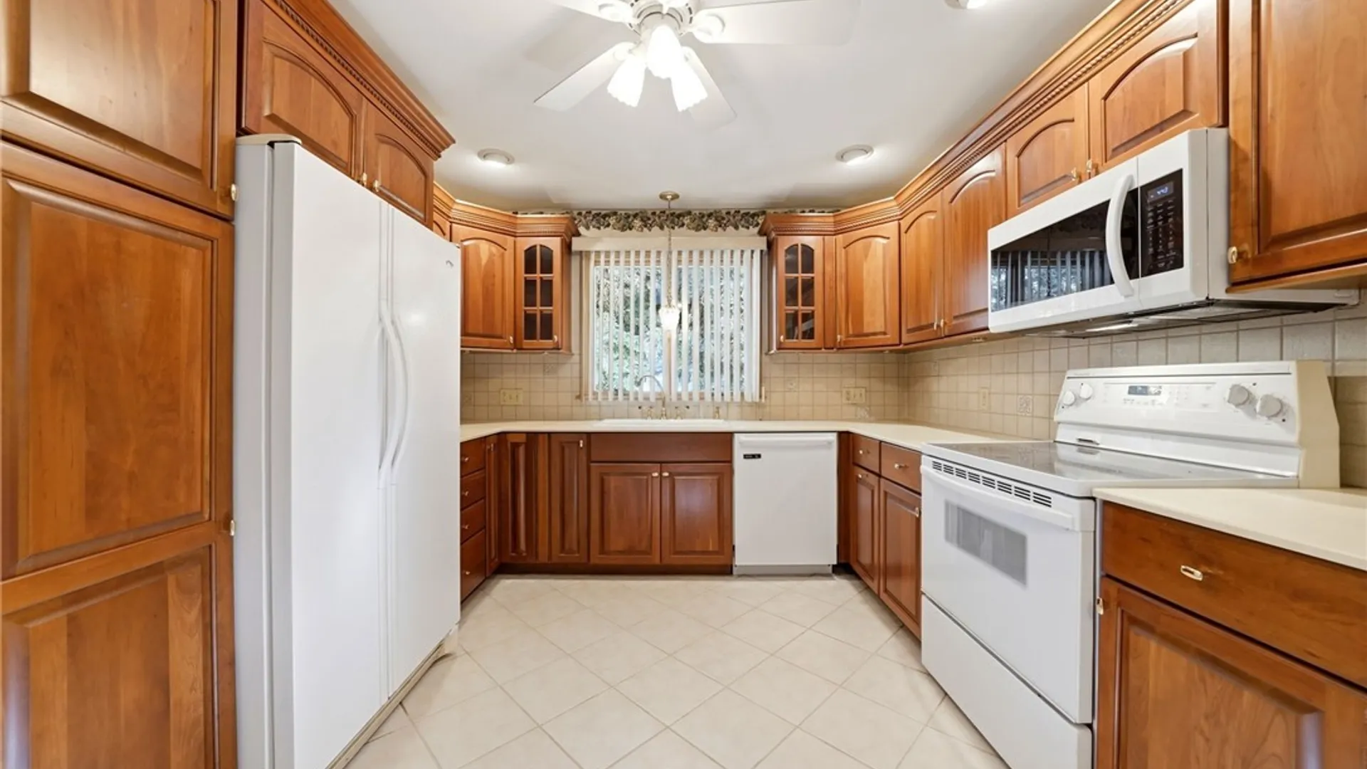 Property at 2783 Clinton Street, West Seneca, NY 14224 6